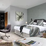 Castleknock Hotel 4*