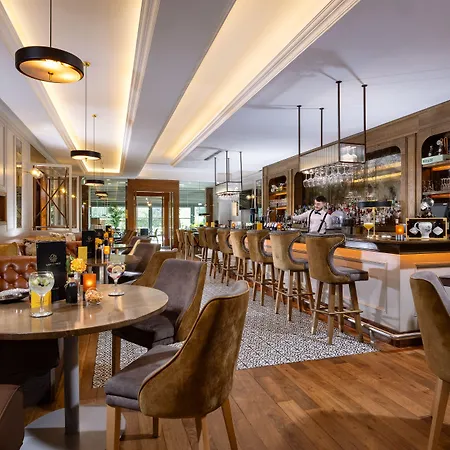 Castleknock 4*