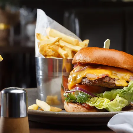 Castleknock Ξενοδοχείο 4*