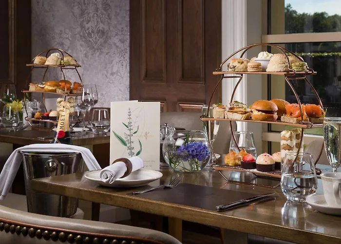 Hotel Castleknock 4*