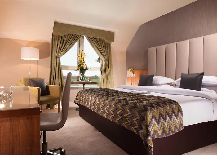 Castleknock 4* בלנצ'רדסטאון